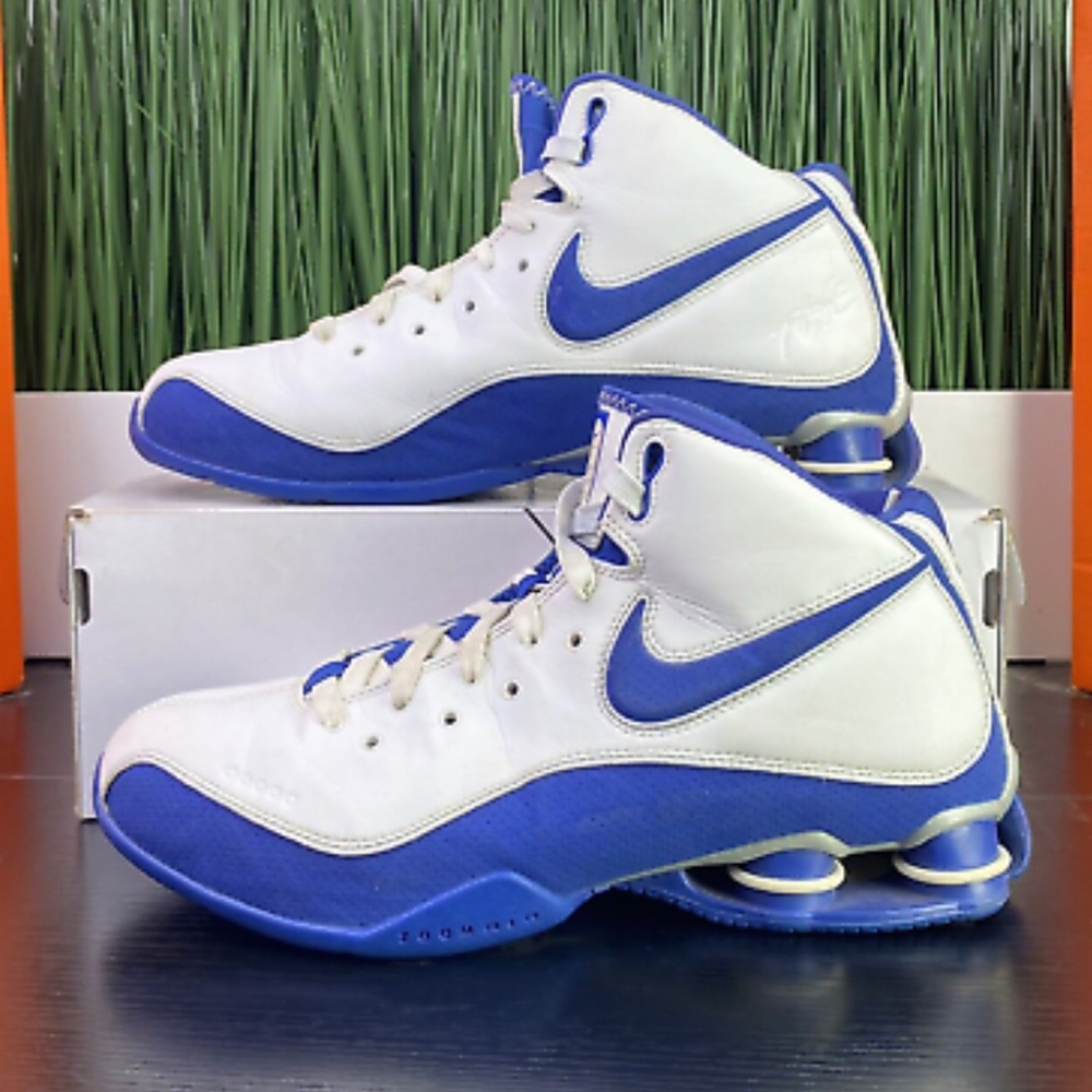 NWOT!! Men’s Nike shox zoom elite flight white!